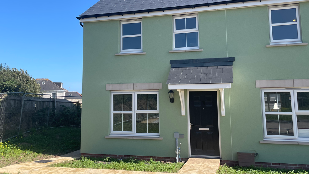 Plot 32 (1)